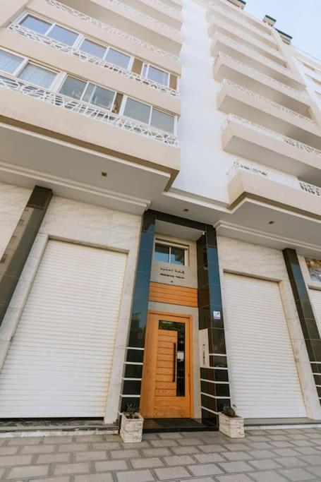 Central 2-Bedrooms Near Beach & Dining タンジェ エクステリア 写真